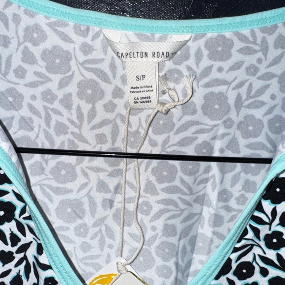 Capelton Road NEW Seaside Beach Dress Mini Fresh Flowers UPF 50+ Swim Coverup S - Picture 3 of 6